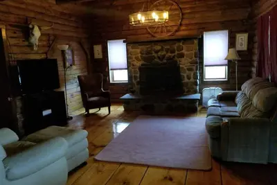 Image de 3-bedroom log cabin on horse farm in Cornville, Ac, large in ground pool