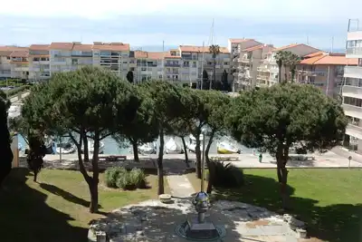 Image de Studio Cabine 2* avec Parking, Proche Plage