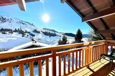 Image de Chalet rénové pour 10 personnes au Chinaillon avec bain nordique