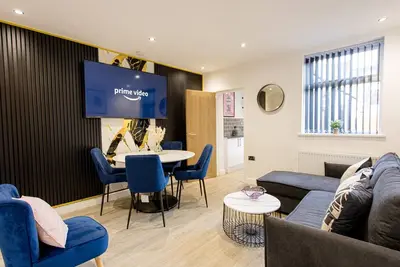 Image de Exclusive Modern Newly Refurbished Home / Central Location
