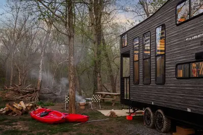 Image de Explore Creekside Rv Bliss #3 in Pleasant Hedgesville, Wv