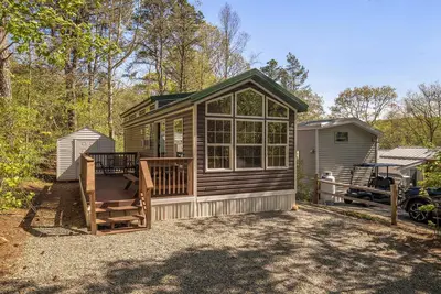 Image de Family Cabin with Beach & Lake Access!