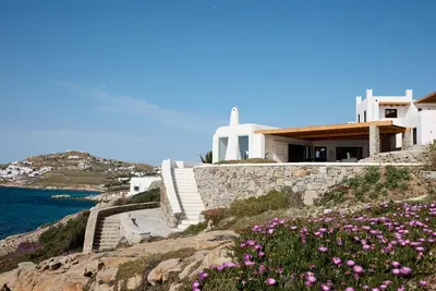 Image de Elegant Design Meets Mykonos Serenity