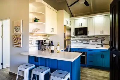 Image de Coastal 2br Retreat + Pool Paradise