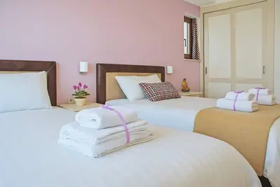 Image de Family Room for 3 with Lake View, Arktos Hotel