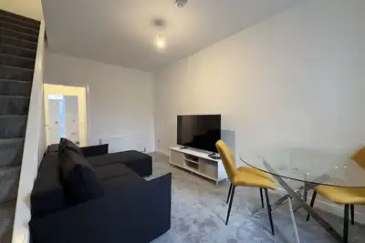 Image de Beautifully renovated, modern 1 bedroom house