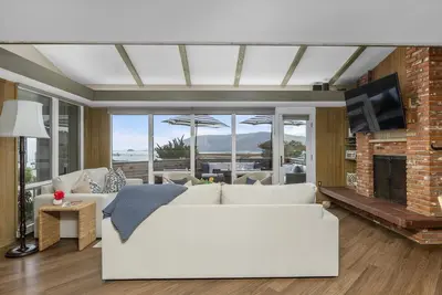 Image de The Hilltop In Avila Beach