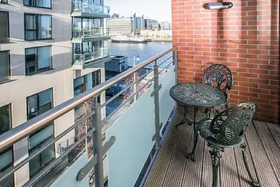 Image de Grand Cancal Dock one bedroom apartment