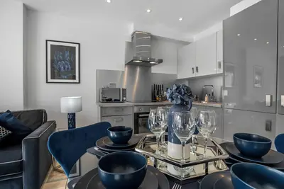 Image de Modern 2 Bedroom Apt Near Wembley Stadium_3