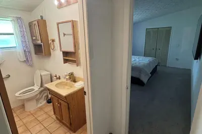 Image de 2-bedroom house with Big Yard in Hudson