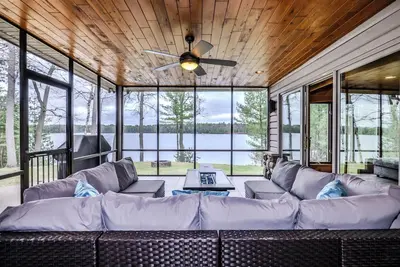 Image de Lakefront St. Germain Home, Wi-Fi & Firewood