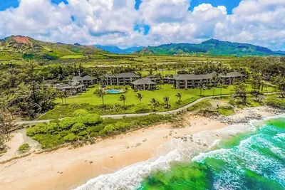 Image de Gorgeous 5 br for 12 in Kapaa - Beachfront!