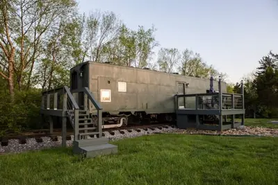 Image de Renovated Train Car Tiny Home Near Smoky Mountains