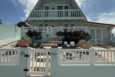 Image de 3-bedroom chalet in amazing Guánica with Ac, WiFi