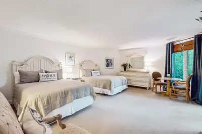 Image de Ameila Island Plantation condo with beach access, private patio and pool.