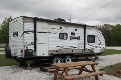 Image de Rv Campground by the Lake in delightful Fair Play with Ac, WiFi
