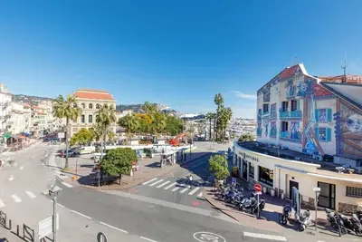 Image de Appartement sur le vieux port de Cannes, 500 m du Palais des Festivals de Cannes