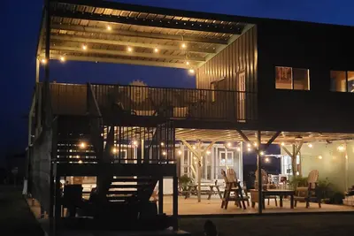 Image de The Oyster Haus on Magnolia Beach