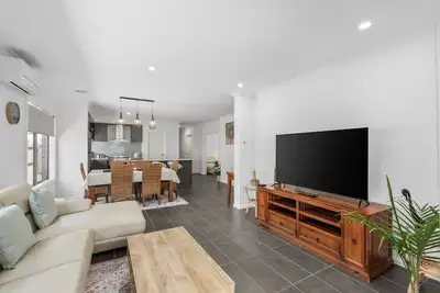 Image de Surfcoast Getaway- Pet friendly, Sleeping 8, Golf, Beaches, Town