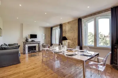 Image de Maison Ingwë - T4 pour 8 personnes Place Gambetta