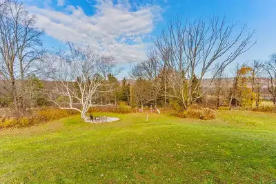 Pet-friendly Catskill mountain home with office