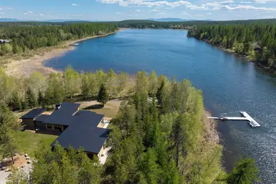 Image de New! Home on Blanchard Lake w Hot Tub, Sauna and Dock