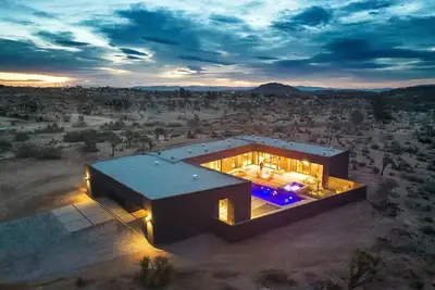 Image de Black C House | Modern w pool & spa