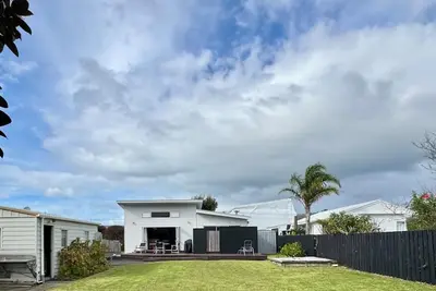 Image de Private and Spacious House - 4 double Bedrooms, Private Spa