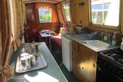 Image de Stone - Boat - Sleeps 4 - Pet Friendly-85ws