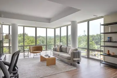 Image de Blueground | Pentagon City, rooftop, nr Potomac