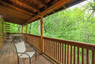 Image de 4 Mi to Marina: Cozy Log Cabin in Eureka Springs!