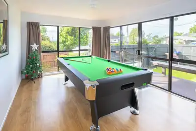 Image de Family Friendly Retreat in Rotorua's Top Suburb