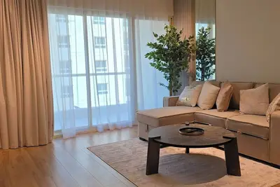 Image de 213 | 1 br Modern Elegance Stylish