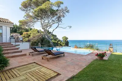 Image de Villa à Begur avec 6 chambres à coucher, 10 couchages