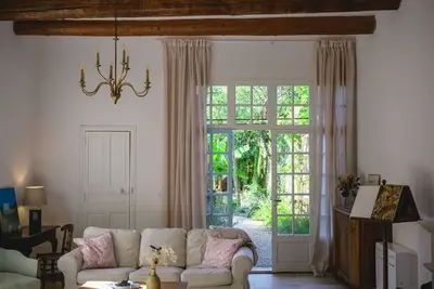 Image de Chara en Provence - Alleins