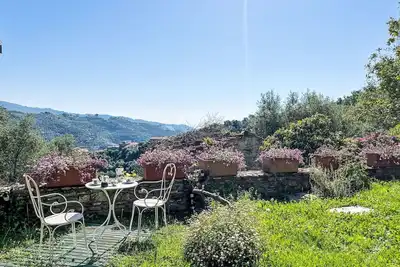 Image de Merveilleuse maison de vacances privée avec Wifi, animaux admis, vue panoramique et parking