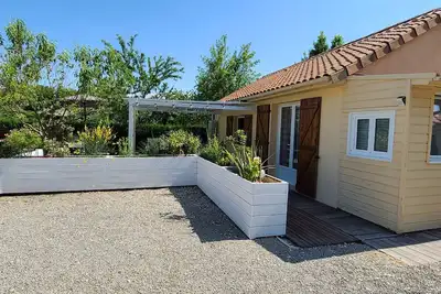 Image de Studio 'Lana Cottage' Terrasse privée, piscine chauffée & nature | Parfait pour 2