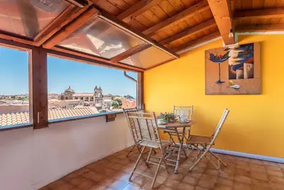 Maison de vacances 'Meravigliosa Terrazza' avec vue sur la mer, Wi-Fi et climatisation