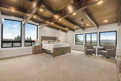 Image de Epic Private Lake-Modern Lodge+Ac+WiFi+50minstoYNP