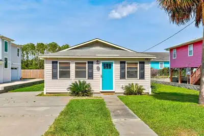Image de Sfw310 Kure Dayz - Coastal Home located in Kure Beach