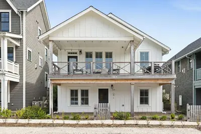 Image de Seabrook's Tori Pines: Hot Tub, Fire Pit, Outdoor Dining, Pet Free!