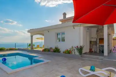 Image de Maison de vacances Makarska pour 1 - 10 personnes avec 3 chambres à coucher - Logement de vacances d