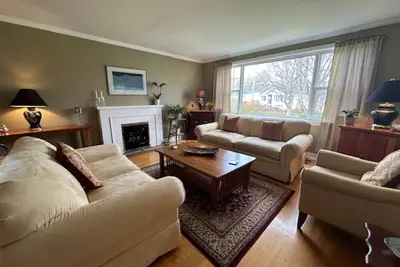 Image de The Heights - Upscale St. John's 3br Home | Close To Everything
