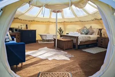 Image de Tente-de Luxe-Espace sanitaire-Vue sur la campagne-Bath