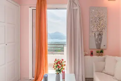 Image de Aliki's Maison Flat - Trois Chambres Appartement, Couchages 6