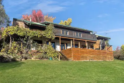 Image de Ridge River Retreat: 4 Br, 3. 5 Ba House in Merrijig, Sleeps 8