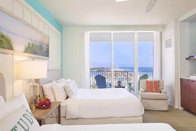 Image de Coastal Escape Ideal for Relaxation with Outdoor Swimming Pool and Pet-Friendly