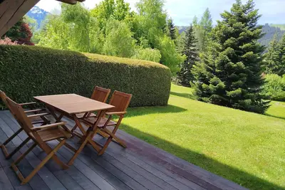 Image de Appartement avec jardin en front de neige