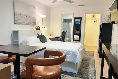 Image de Cozy and relax studio in charming Fort Lauderdale neighborhood