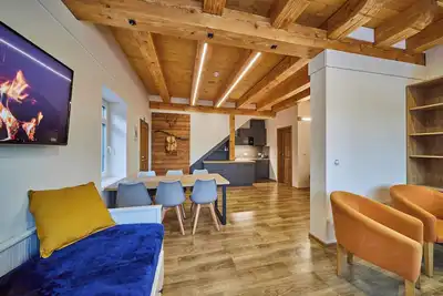 Image de Modern, sunny studio in the Ultimate Mountain Lodge. Dog-friendly
